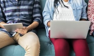 casino-e-magazines-people-devices